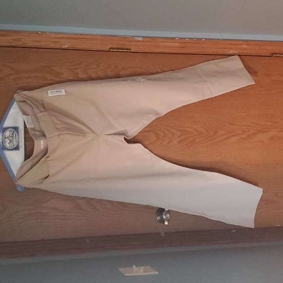 Old Navy Pants - Old Navy Tan Pixie Skinny High rise pants. Size 16